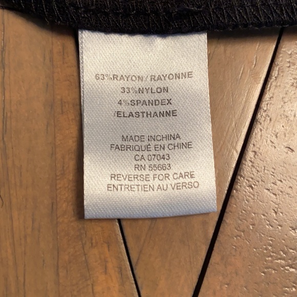 stretch skirt - Picture 2 of 3